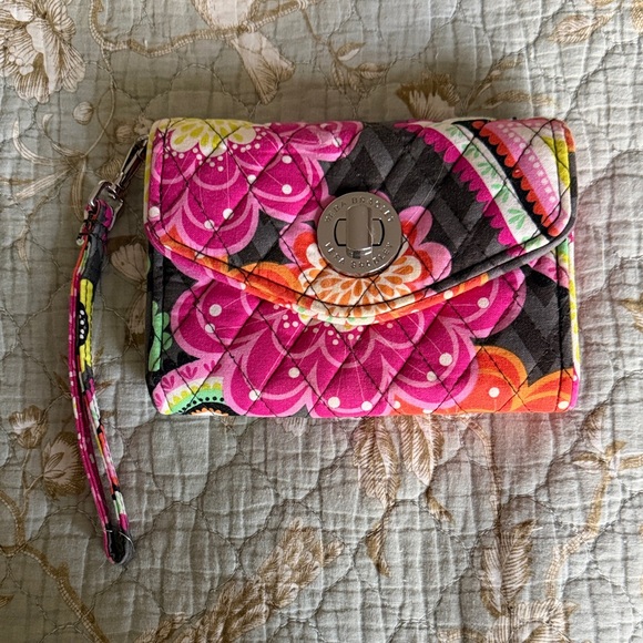 Vera Bradley Handbags - Vera Bradley Your Turn Smartphone Wristlet - Ziggy Zinnia